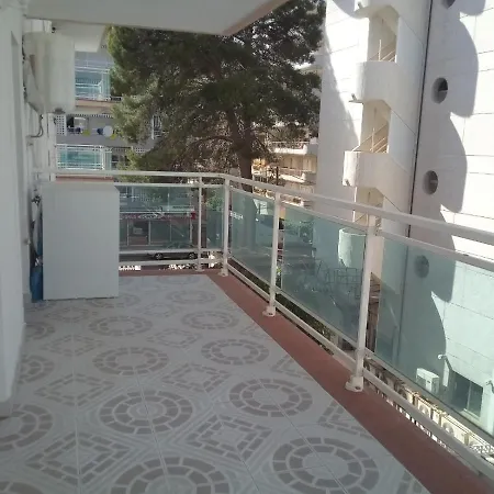 Valls Apartment *